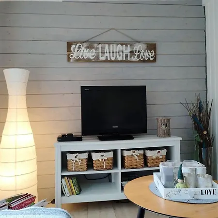 Fairytale Hut Apartment *